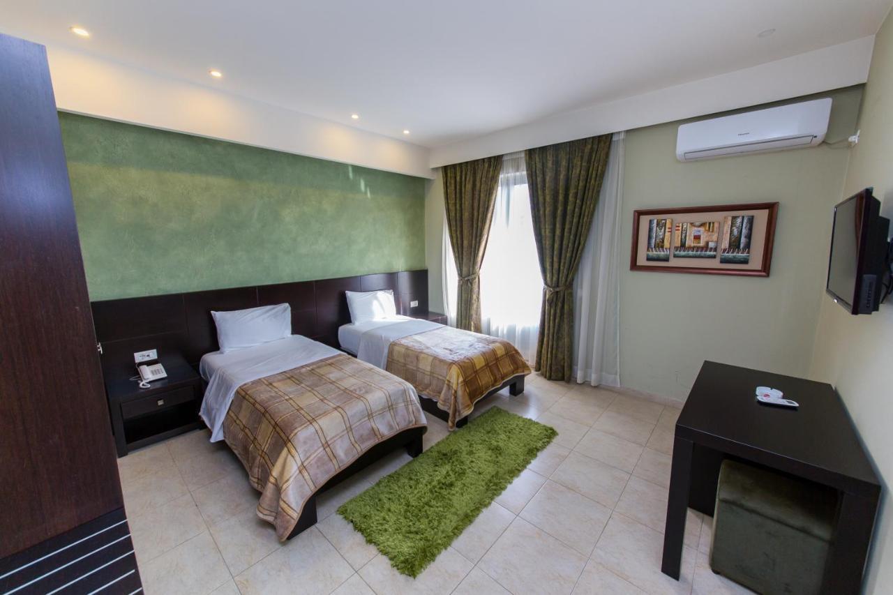 Hotel Denver Tirana Eksteriør billede